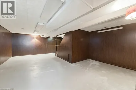 216 Mcgarry Drive Kitchener ON N2N 1H9