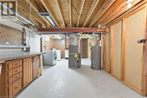 216 Mcgarry Drive Kitchener ON N2N 1H9