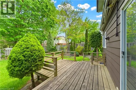216 Mcgarry Drive Kitchener ON N2N 1H9