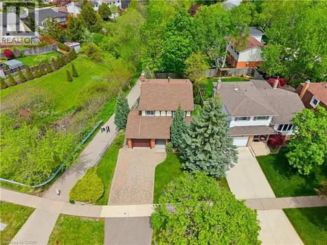 216 Mcgarry Drive Kitchener ON N2N 1H9