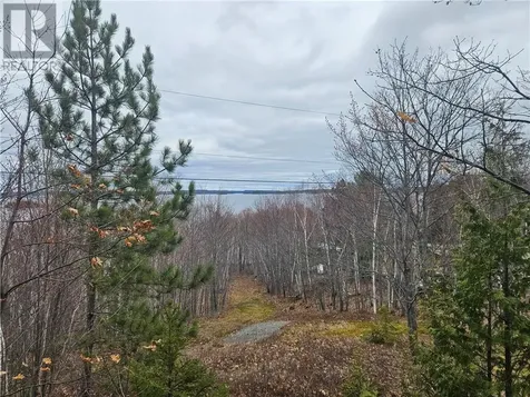 684 Pine Cone Sudbury ON P0M 2Y0