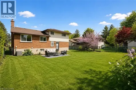 17 Glenda Court Guelph ON N1H 6V6