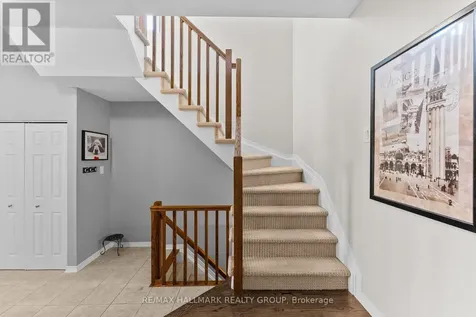 231 Rolling Meadow Crescent Ottawa ON K1W 0A8