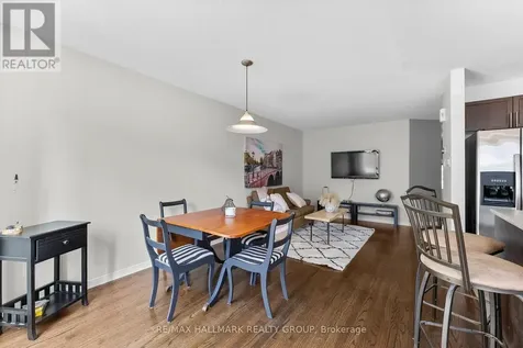 231 Rolling Meadow Crescent Ottawa ON K1W 0A8