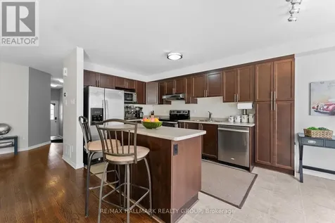 231 Rolling Meadow Crescent Ottawa ON K1W 0A8
