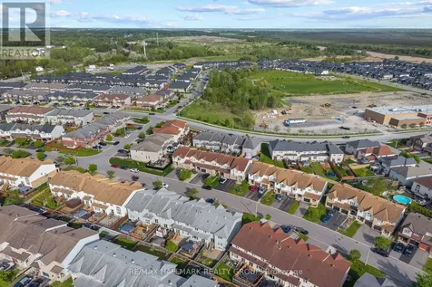 231 Rolling Meadow Crescent Ottawa ON K1W 0A8