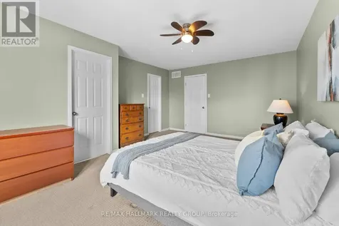231 Rolling Meadow Crescent Ottawa ON K1W 0A8