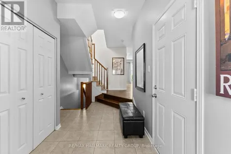 231 Rolling Meadow Crescent Ottawa ON K1W 0A8