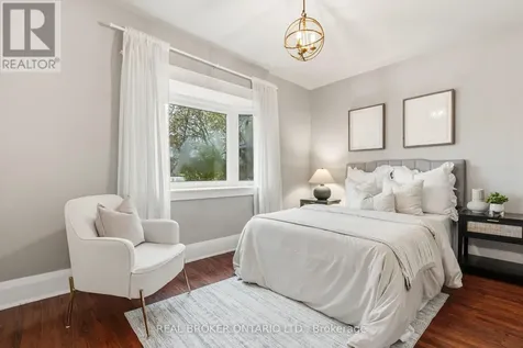136 Blantyre Avenue Toronto (the Beaches) ON M1N 2R5