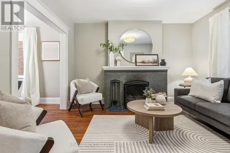 136 Blantyre Avenue Toronto (the Beaches) ON M1N 2R5