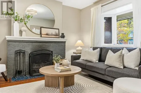 136 Blantyre Avenue Toronto (the Beaches) ON M1N 2R5
