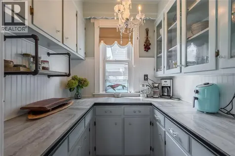 224 Vidal Street South Sarnia ON N7T 2T7