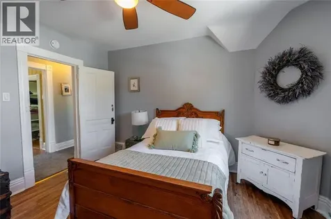 224 Vidal Street South Sarnia ON N7T 2T7