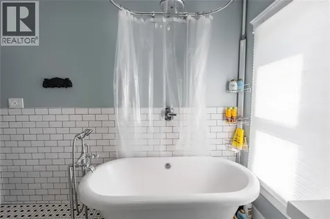 224 Vidal Street South Sarnia ON N7T 2T7