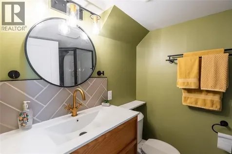 224 Vidal Street South Sarnia ON N7T 2T7