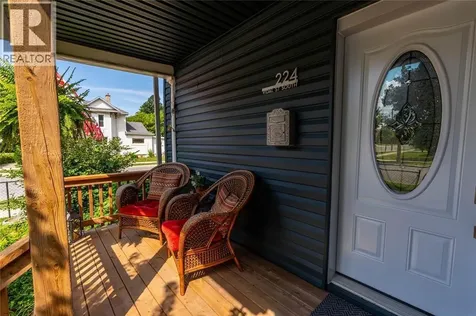 224 Vidal Street South Sarnia ON N7T 2T7