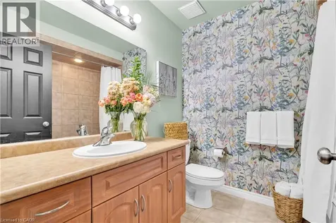 2227 St. Clair Avenue Essex ON N9B 3W4