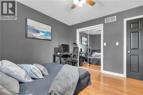 2227 St. Clair Avenue Essex ON N9B 3W4