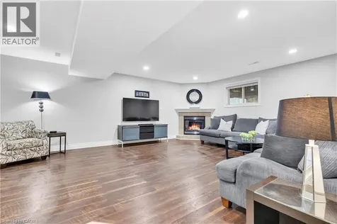 2227 St. Clair Avenue Essex ON N9B 3W4