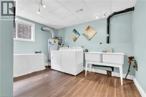 2227 St. Clair Avenue Essex ON N9B 3W4