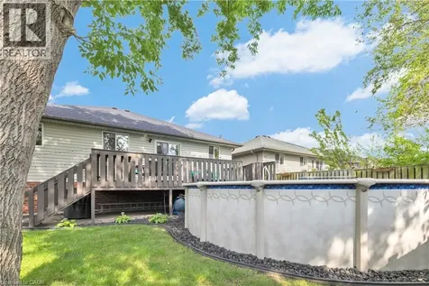 2227 St. Clair Avenue Essex ON N9B 3W4