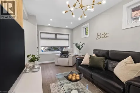 273 Stinson Crescent Hamilton ON L8N 1T6