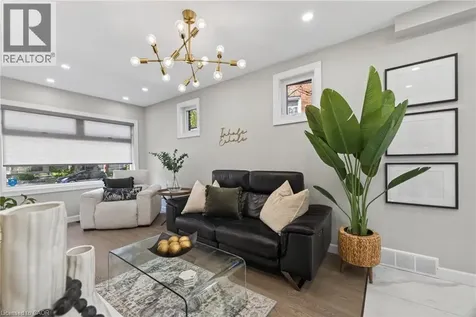 273 Stinson Crescent Hamilton ON L8N 1T6