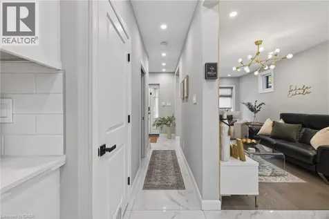 273 Stinson Crescent Hamilton ON L8N 1T6