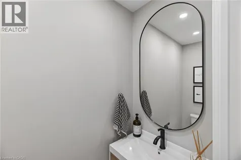273 Stinson Crescent Hamilton ON L8N 1T6
