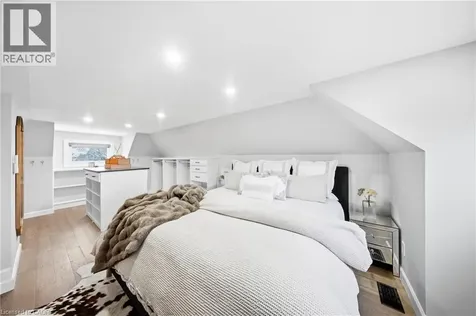 273 Stinson Crescent Hamilton ON L8N 1T6