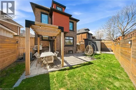 273 Stinson Crescent Hamilton ON L8N 1T6