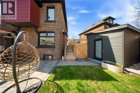 273 Stinson Crescent Hamilton ON L8N 1T6