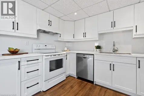 5090 Pinedale Avenue Burlington ON L7L 5V8