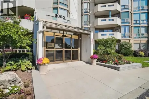 5090 Pinedale Avenue Burlington ON L7L 5V8