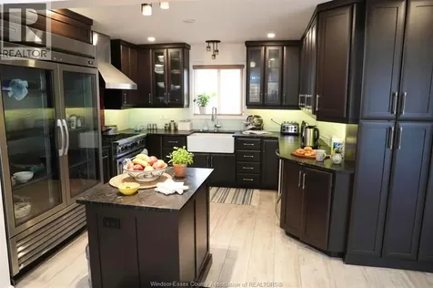2688 Jamaica Crescent Windsor ON N9E 2Z2