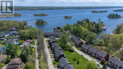 15 Country Club Place Brockville ON K6V 6T7
