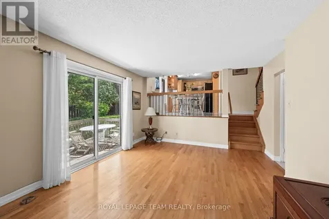 6 Byrd Crescent Ottawa ON K2L 2G5