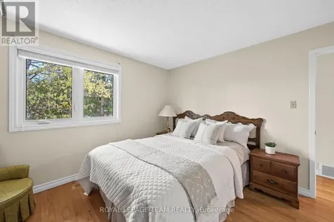 6 Byrd Crescent Ottawa ON K2L 2G5