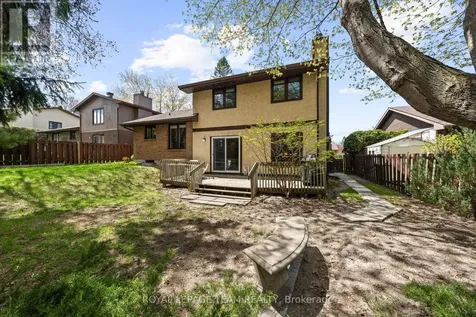 6 Byrd Crescent Ottawa ON K2L 2G5