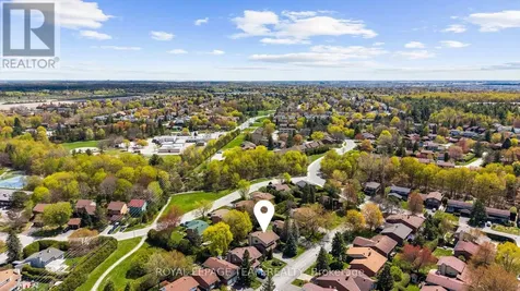 6 Byrd Crescent Ottawa ON K2L 2G5