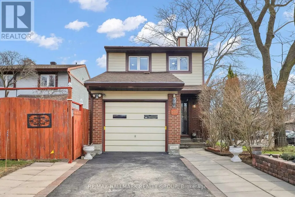 730 Malibu Terrace Ottawa ON K2C 3V1