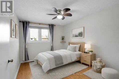 730 Malibu Terrace Ottawa ON K2C 3V1