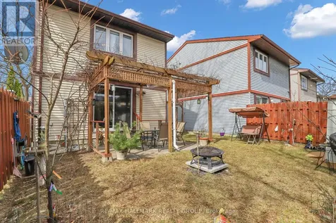 730 Malibu Terrace Ottawa ON K2C 3V1