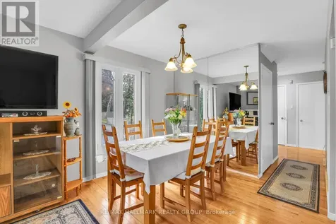730 Malibu Terrace Ottawa ON K2C 3V1