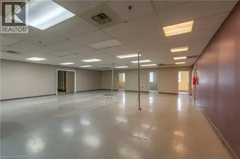 115 Scott Avenue Paris ON N3L 3K4