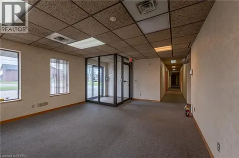 115 Scott Avenue Paris ON N3L 3K4