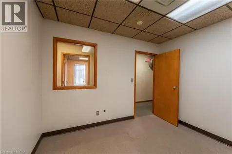 115 Scott Avenue Paris ON N3L 3K4