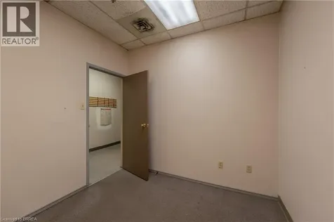 115 Scott Avenue Paris ON N3L 3K4