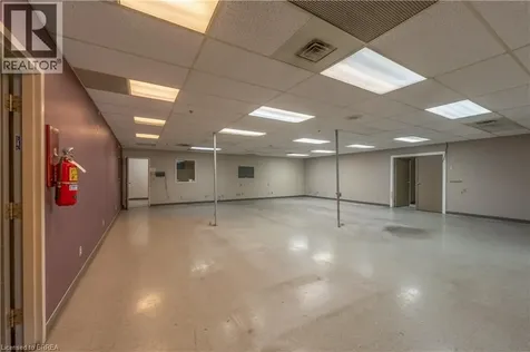 115 Scott Avenue Paris ON N3L 3K4