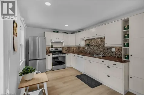9 Aylmer Street Brantford ON N3S 6J7